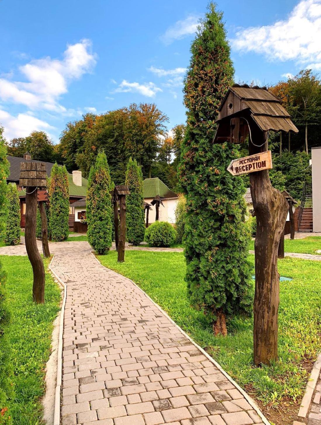 Orlyne Gnizdo Hotel Чернивци Екстериор снимка