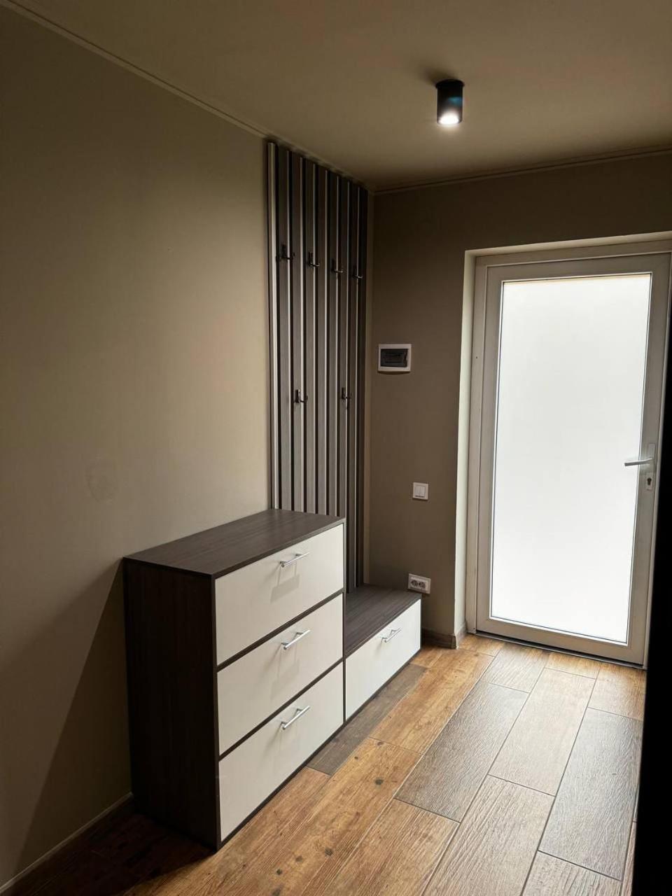 Orlyne Gnizdo Hotel Чернивци Стая снимка